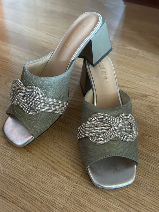 Туфли мюли Stuart Weitzman