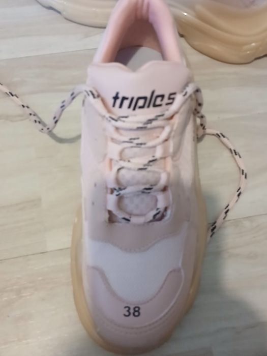 Маратонки BALENCIAGA Triples   s ШОК Цена