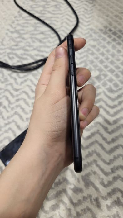 Продам 2 телефона