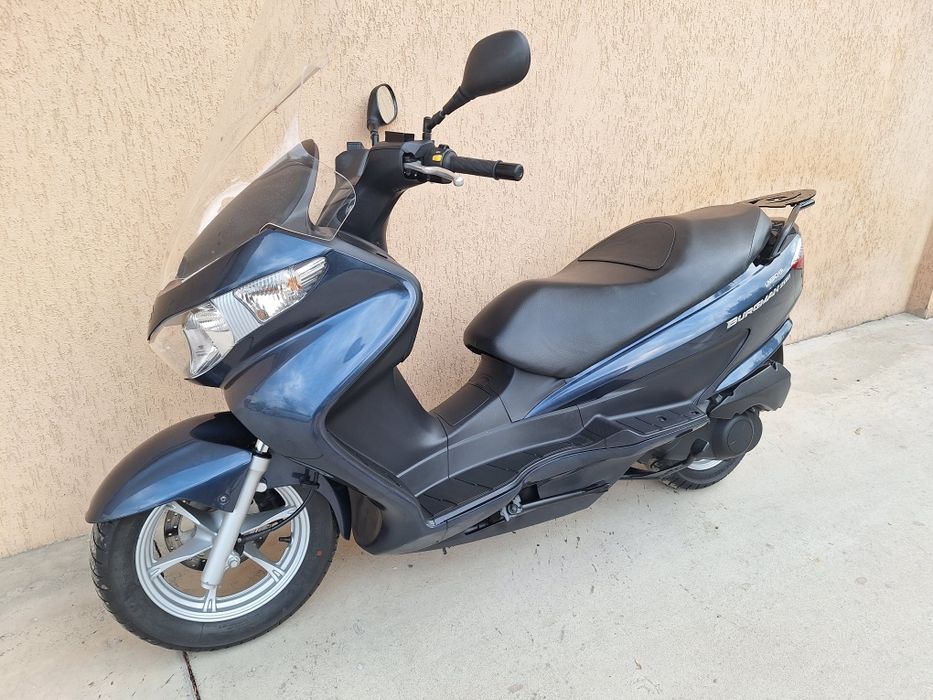Scuter Suzuki Burgman 200