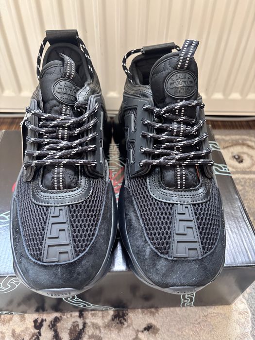 Versace Chain Reaction Black, marimea 42 si 44, ideali pentru ocazii speciale