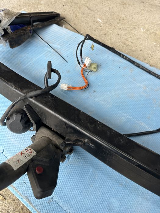 Сваляем теглич Subaru Outback 2004-2009