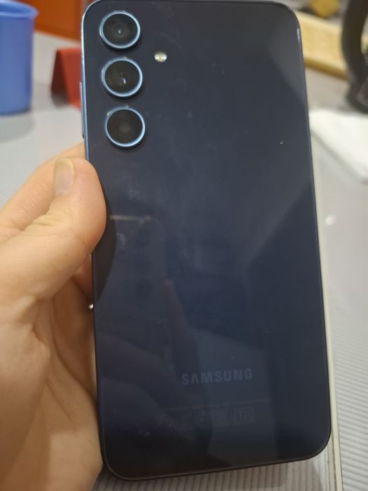 Продаётся Самсунг а 35