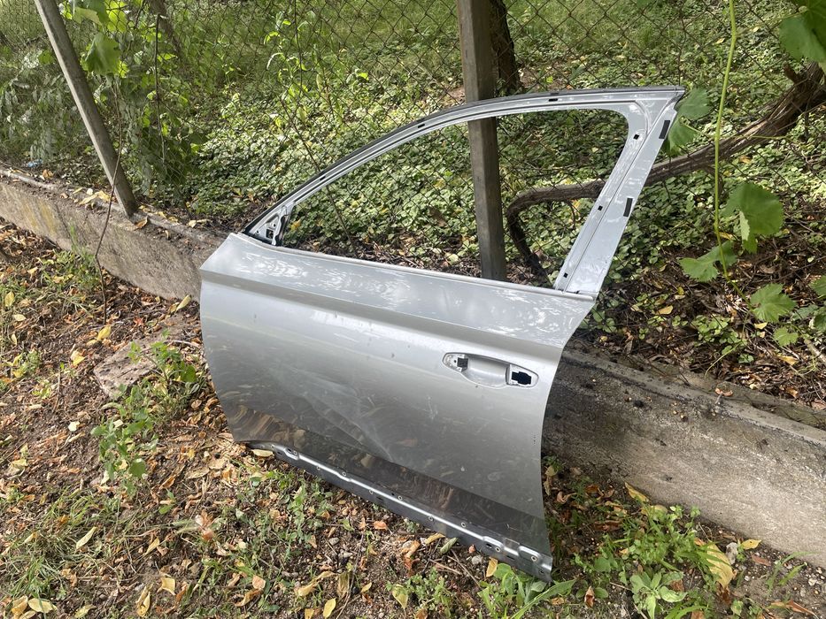 Предна лява врата Шкода суперб 2020г
