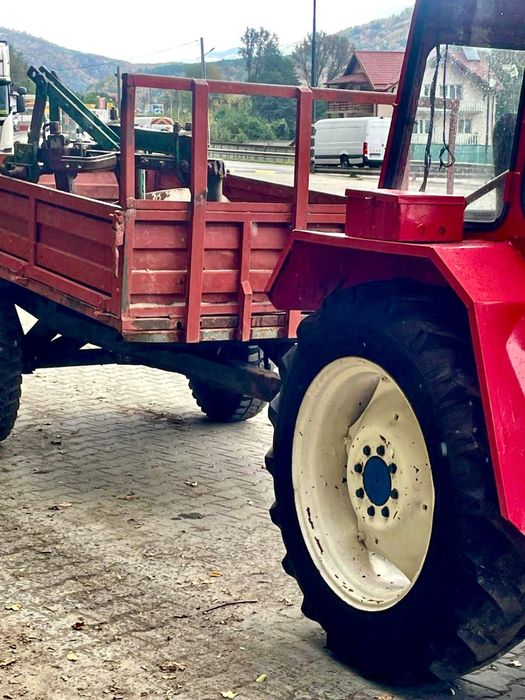 U.T.B  U 445 DT, remorca,plug,tractor