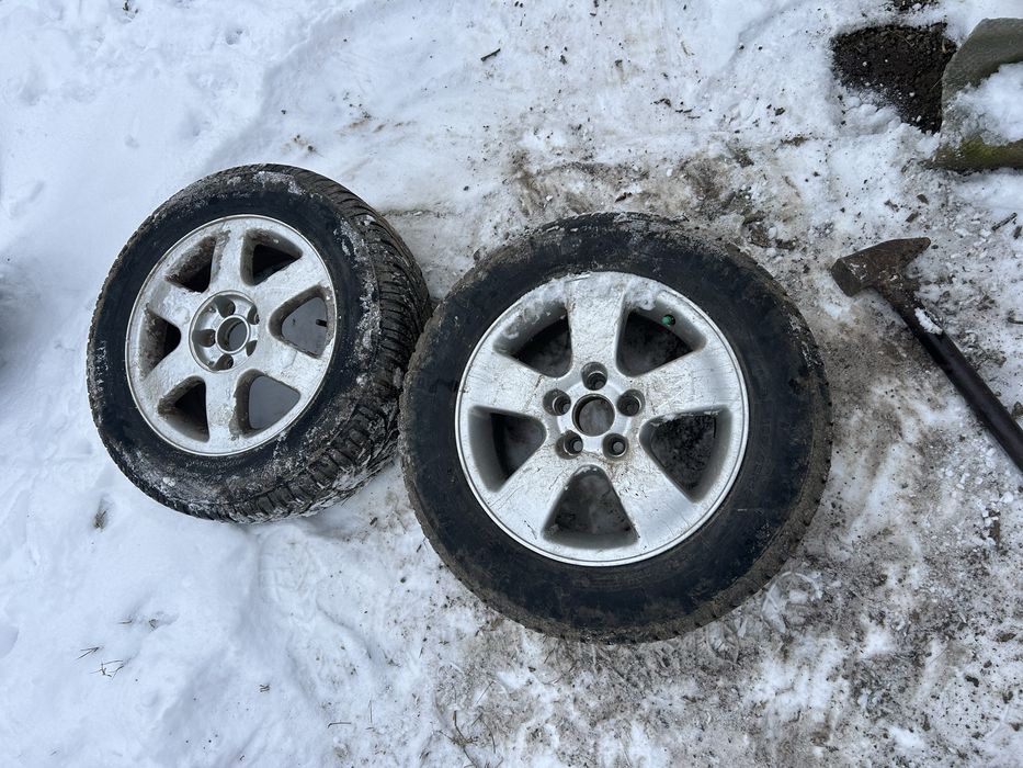 Golf 4 mai multe piese disponibile