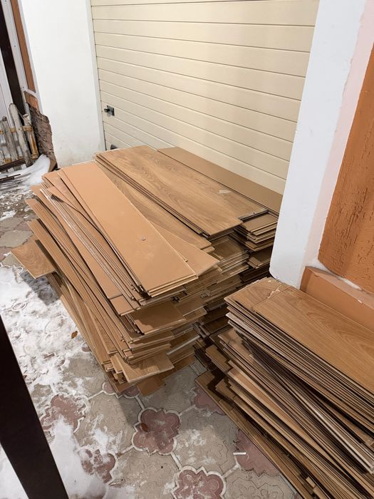 Ламинат б/у в хорошем состоянии