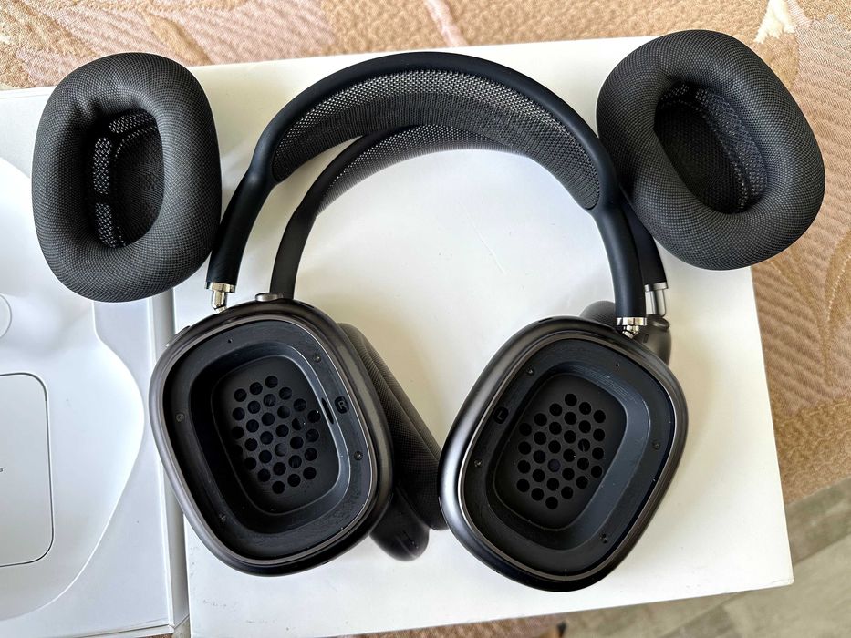 Оригинални AirPods Max
