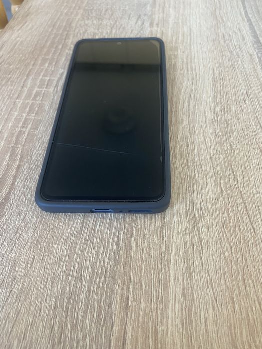 Телефон Redmi Note 13