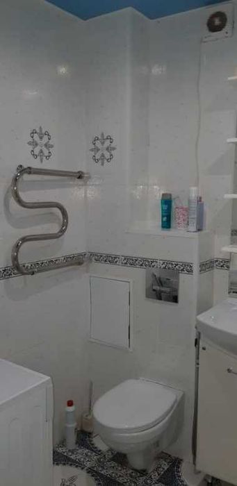 Дава се под наем Тристаен апартамент в Пловдив, Остромила - 90 кв.м за 336.6 € - Снимка #5