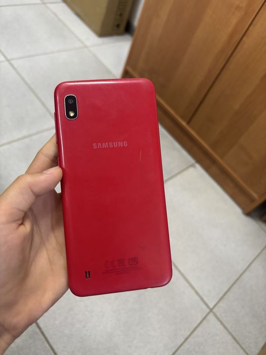 Продам телефон самсунг