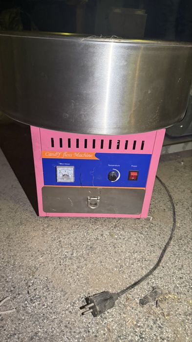 Машина за захарен памук