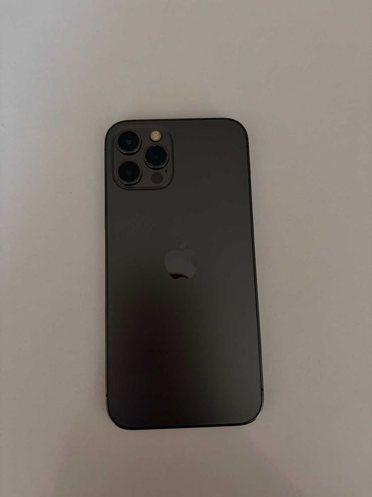 Продарам iPhone 12 pro