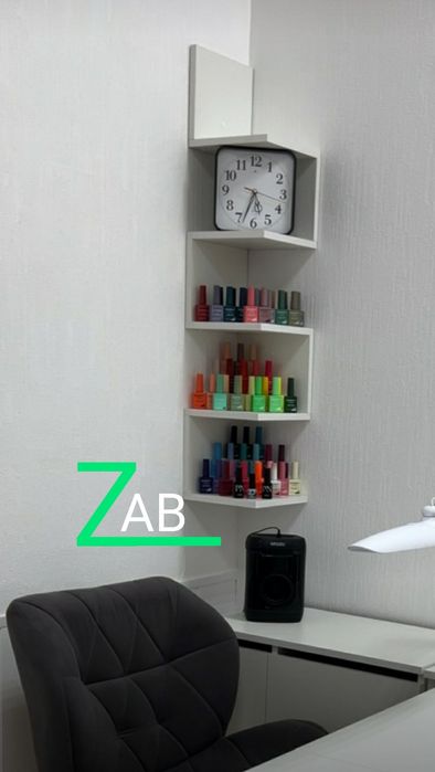 Подвесная угловая полка по низкой цене от производителя.