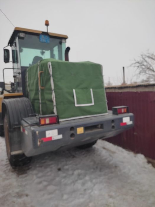 Утеплитель капота на погрузчик LV300FN