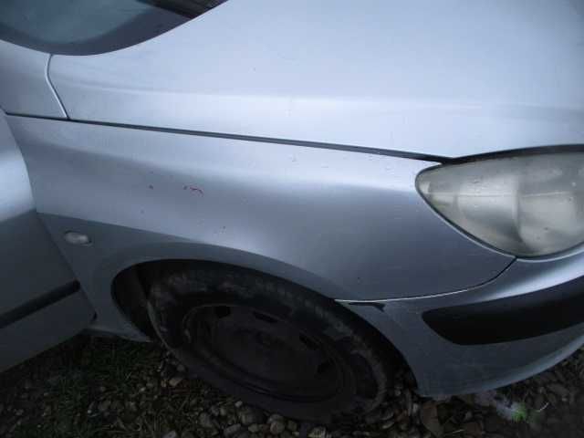 Aripa fata stanga dreapta PEUGEOT 307 originale stare perfecta