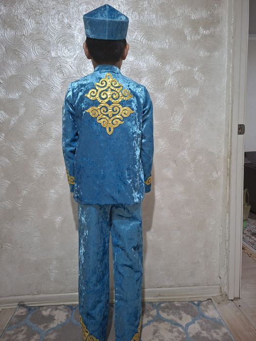 Қазақша киімдер арзан бағада сатылады