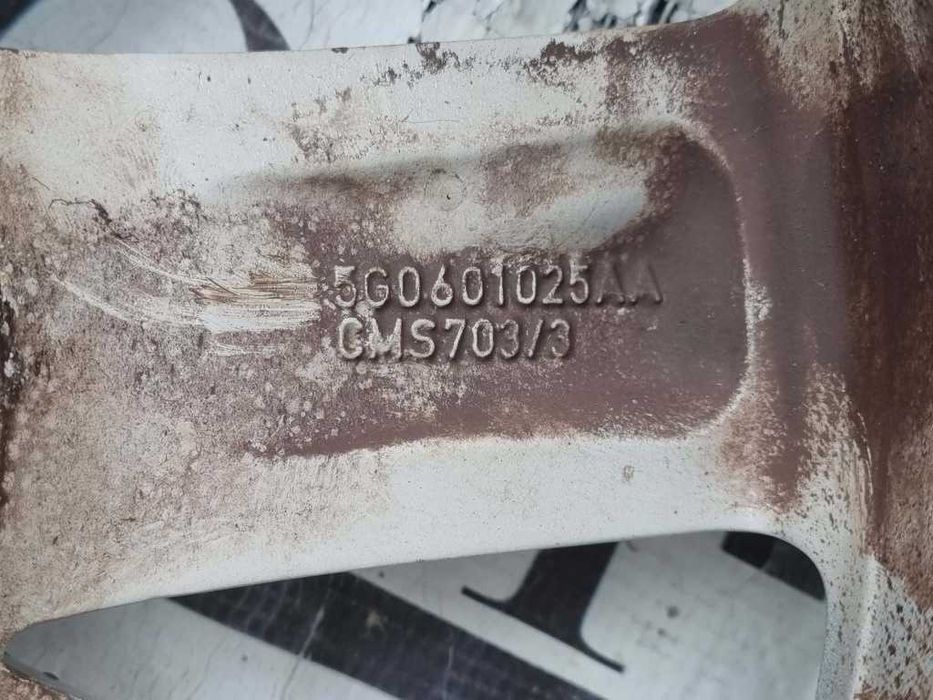 Set jante aliaj 5G0601025AA cu anvelope 195/65 R15 M+S 5x112 6JX15H2 ET43 VW Seat Skoda Audi