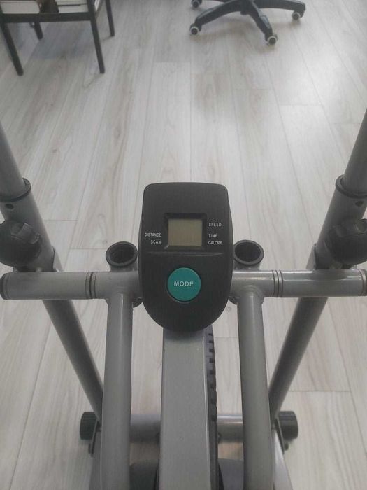 Эллиптический тренажёр