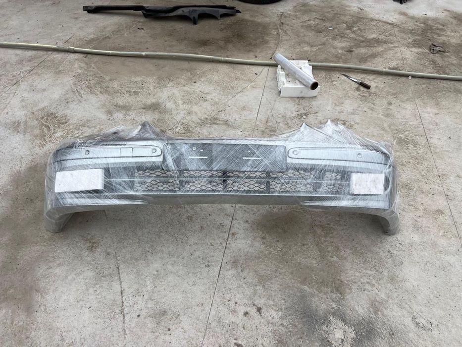 Продам бампер мерс 211 w211
