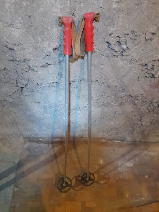 Ски с автомати, щеки и ски обувки