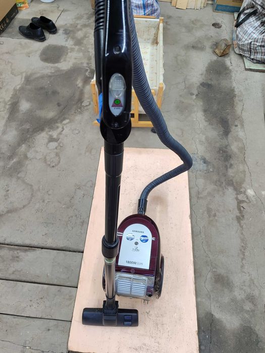 Пылесос Samsung стаканчик