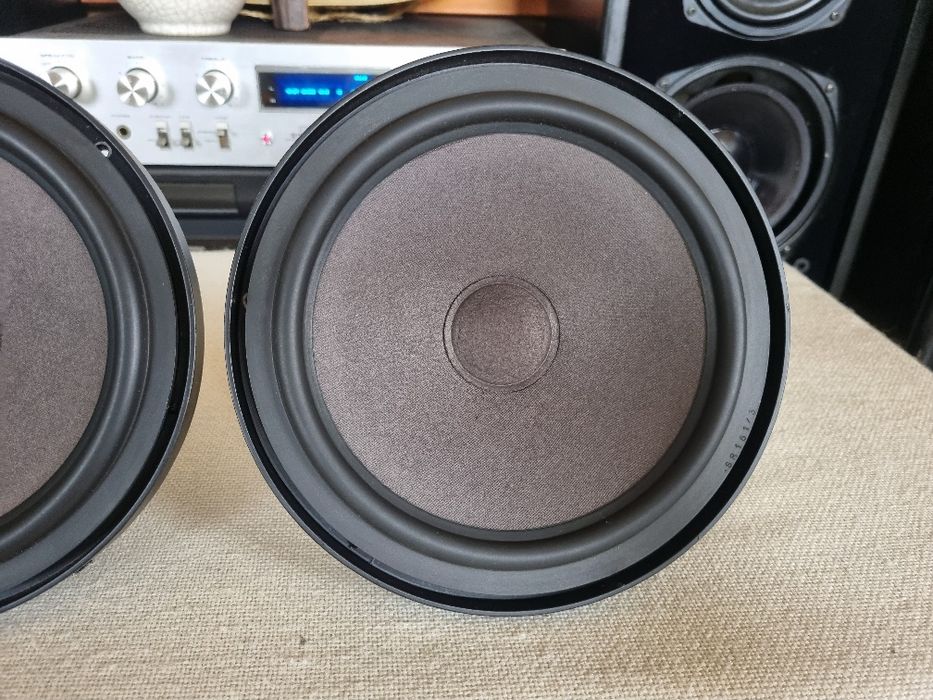 Set Difuzoare Mid/Bass Braun. 8 ohms, 40 watts, 19 cm. Impecabile