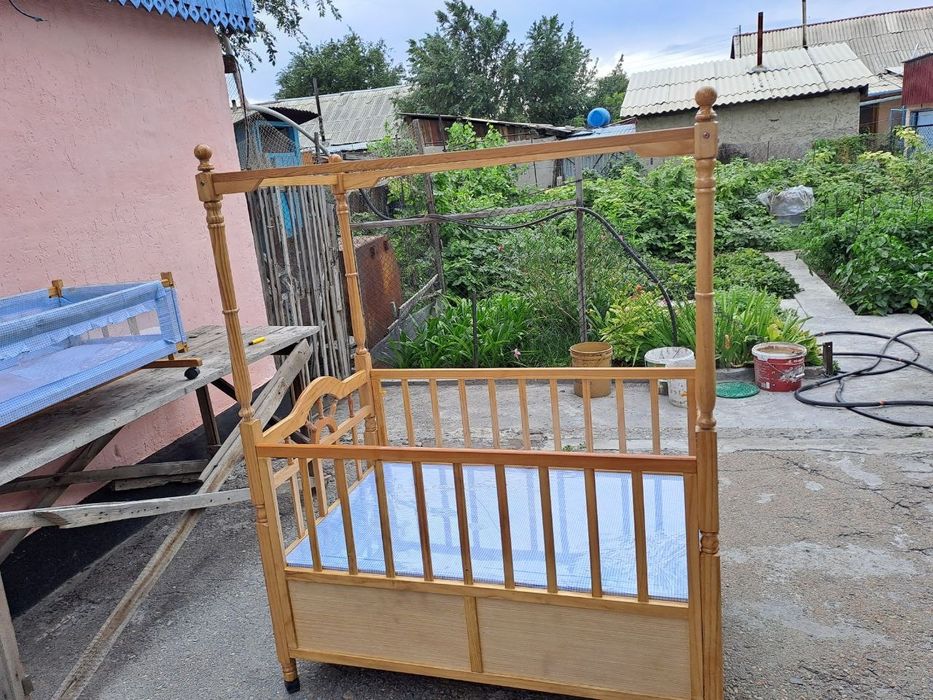 Продам детскую кровать