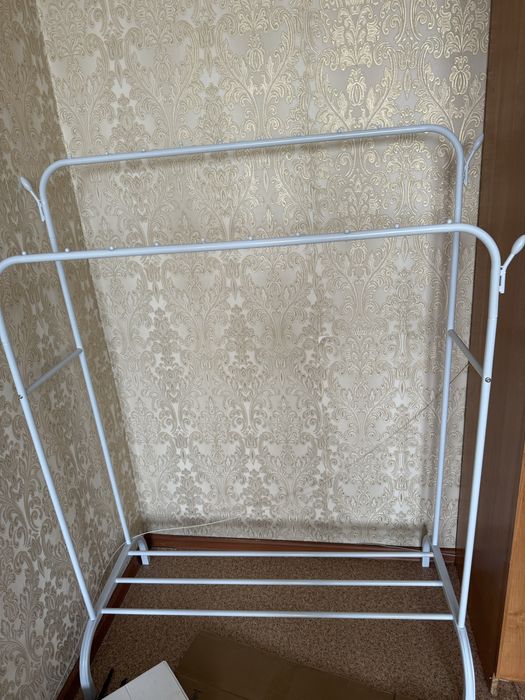 Вешилка напольная