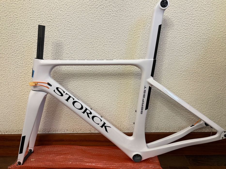 Cadru NOU (0 km) carbon Storck Aerfast Pro ciclist 160-172, rim brake
