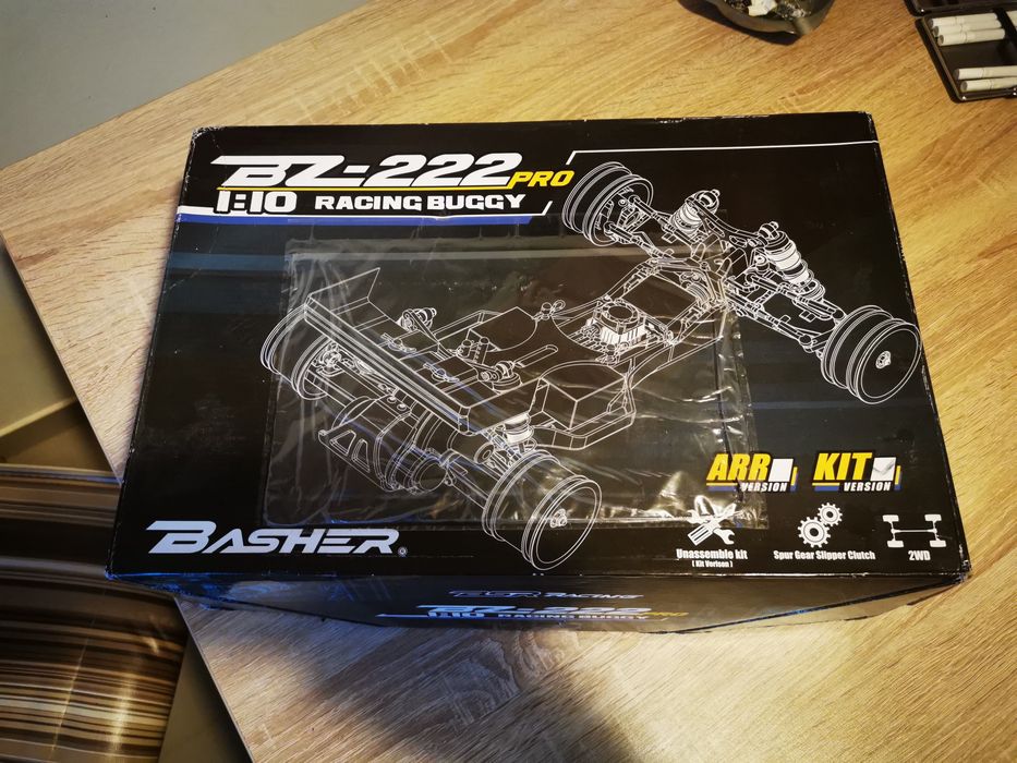 Automodel buggy de competiție