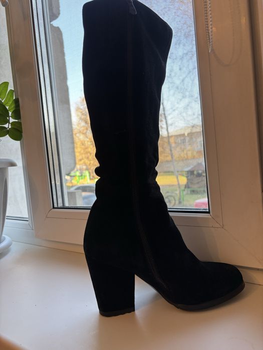 Продам зимние сапоги