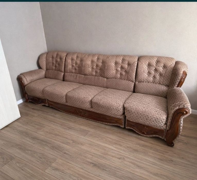 Большой диван с раскладушкой