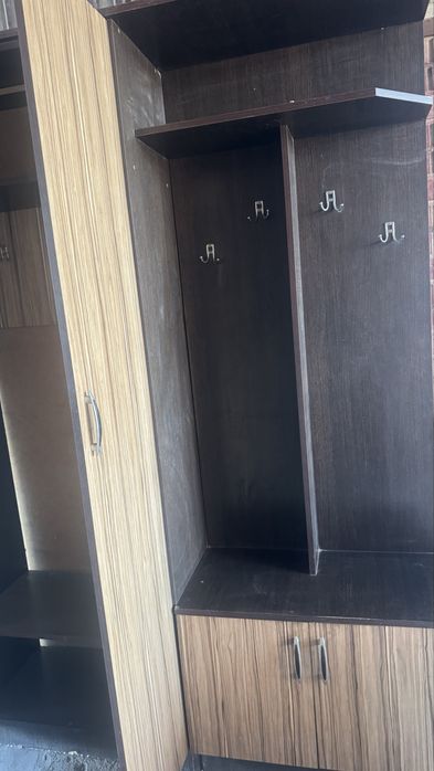 Продается прихожая б/у!