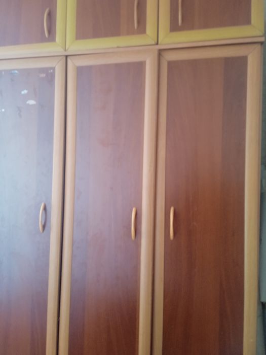 Продам шкаф  качественый