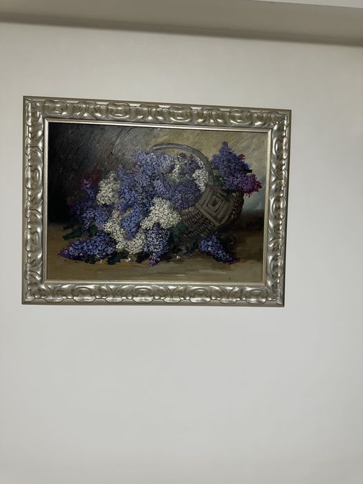 Cos cu liliac pictura pe carton fara defecte rama argintie