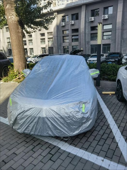 Чехол на автомобиль