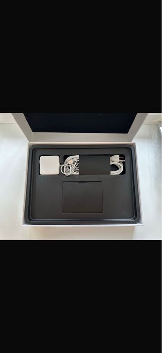 MacBook Air (13 дюйм., 2017 г.)