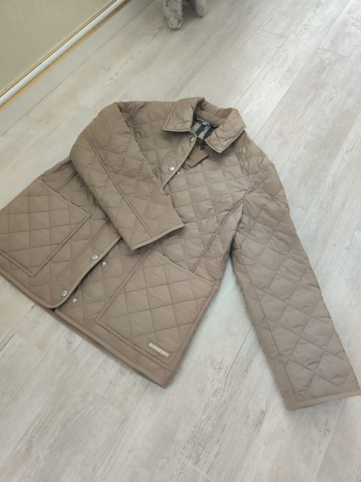 Продам куртку Burberry (оригинал)