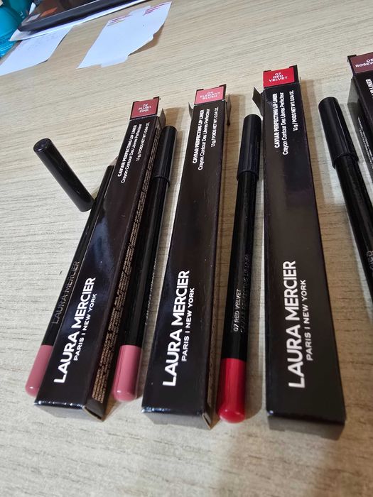 Creioane buze Laura Mercier - lot 22buc