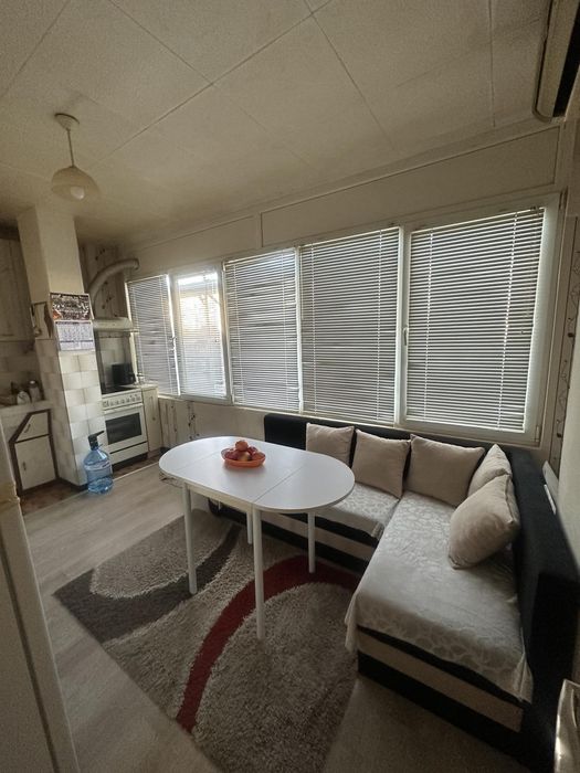 Монолитен апартамент в гр. Казанлък