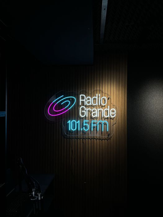 Неоновые вывески неон