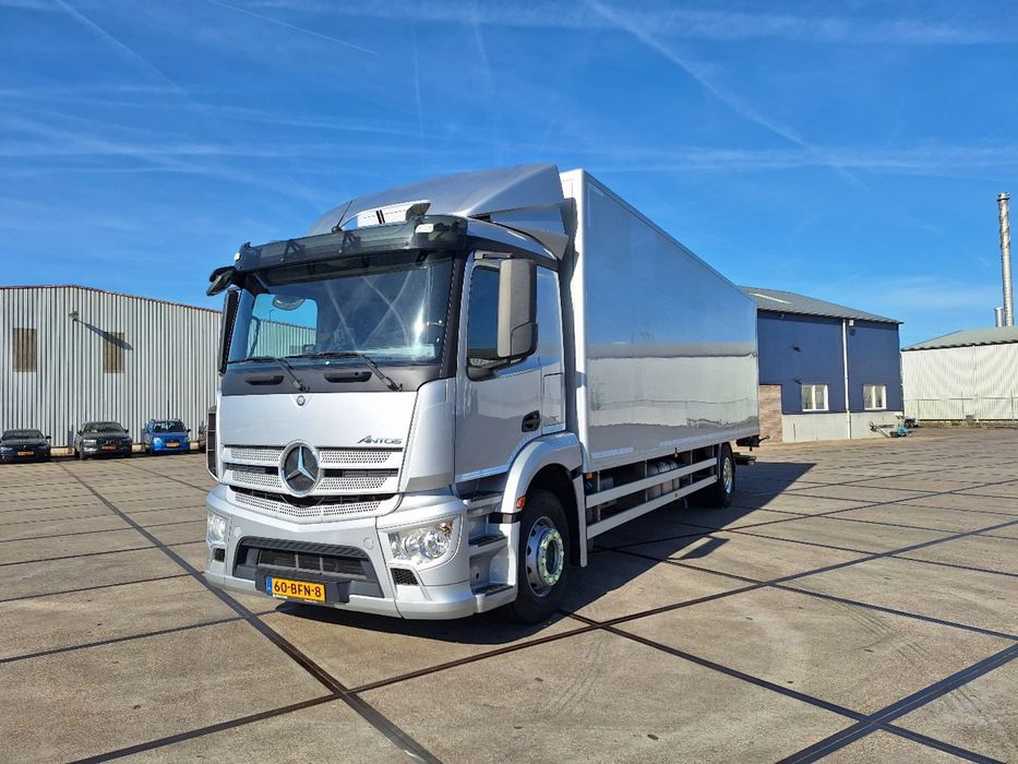 Mercedes-Benz Antos 2027