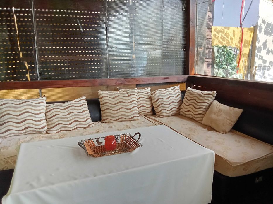 Дава под наем бунгало в Кариани до Канзас - 2500 евро/год.