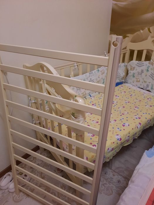 Продам кроватку детскую