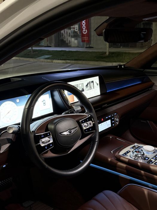 Genesis G90 Full