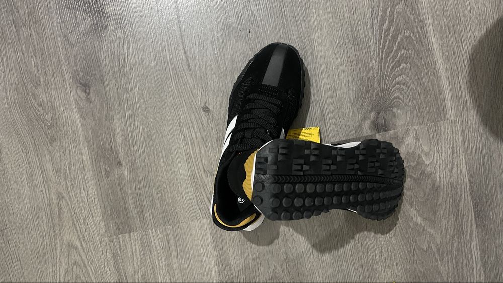 Кроссовки 40 размер