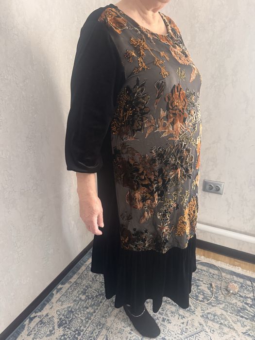 Продаю буу одежду женскую