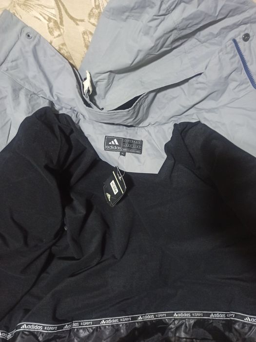 Новая спортивная , горнолыжная куртка оригинал Адидас, большемерка
