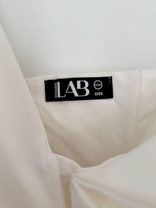 Top Answear Lab